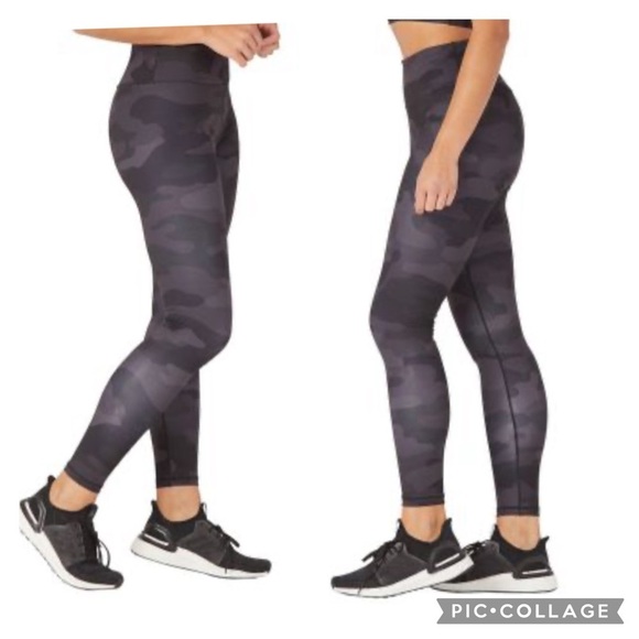Glyder Smoke Camo Sultry High Rise Legging Size Small - Picture 13 of 15